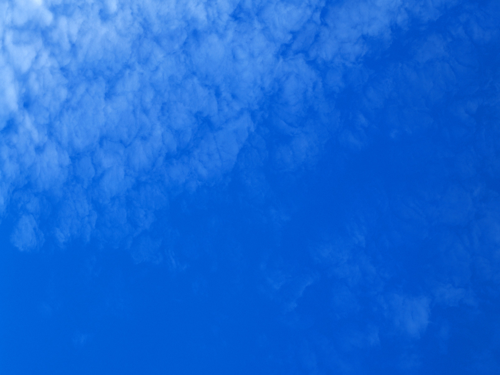 壁纸1600x1200 白云朵朵 蓝天白云壁纸壁纸 蔚蓝天空-蓝天白云壁纸壁纸 蔚蓝天空-蓝天白云壁纸图片 蔚蓝天空-蓝天白云壁纸素材 风景壁纸 风景图库 风景图片素材桌面壁纸