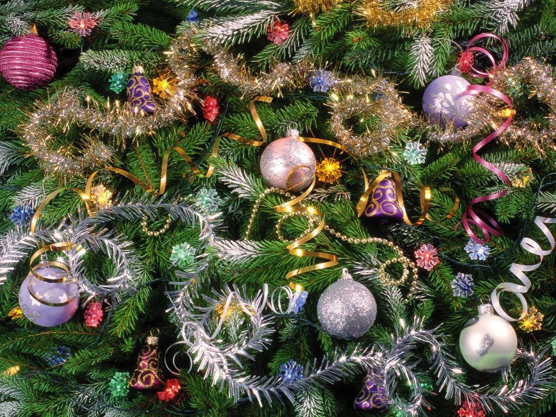 壁紙800x600五彩圣誕樹壁紙 繽紛圣誕樹掛飾 Colorful Christmas Trees Christmas Trees Decoration Wallpaper壁紙 2007 繽紛圣誕樹裝飾掛件壁紙 2007 繽紛圣誕樹裝飾掛件圖片 2007 繽紛圣誕樹裝飾掛件素材 節(jié)日壁紙 節(jié)日圖庫 節(jié)日圖片素材桌面壁紙