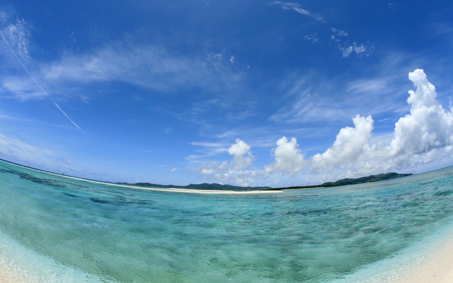 壁纸1440x900夏日冲绳  冲绳岛图片 清澈透明的海壁纸 冲绳岛的碧海蓝天壁纸 冲绳岛的碧海蓝天图片 冲绳岛的碧海蓝天素材 风景壁纸 风景图库 风景图片素材桌面壁纸