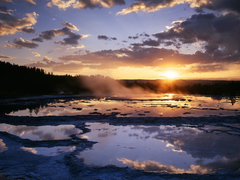 壁纸800x600地球瑰宝 大尺寸自然风景壁纸精选 第一辑 Sunset at the Great Fountain Geyser Yellowstone National Park Wyoming 怀俄明州 黄石国家公园 大喷泉间歇泉日出图片壁纸壁纸 地球瑰宝大尺寸自然风景壁纸精选 第一辑壁纸 地球瑰宝大尺寸自然风景壁纸精选 第一辑图片 地球瑰宝大尺寸自然风景壁纸精选 第一辑素材 风景壁纸 风景图库 风景图片素材桌面壁纸