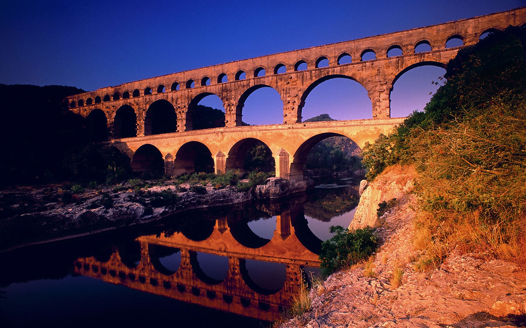 壁纸1680x1050世界旅游名胜之旅 欧洲篇 法国 古罗马加尔桥图片 France Pont du Gard Languedoc Roussillon France壁纸 世界旅游名胜之旅欧洲篇壁纸 世界旅游名胜之旅欧洲篇图片 世界旅游名胜之旅欧洲篇素材 风景壁纸 风景图库 风景图片素材桌面壁纸