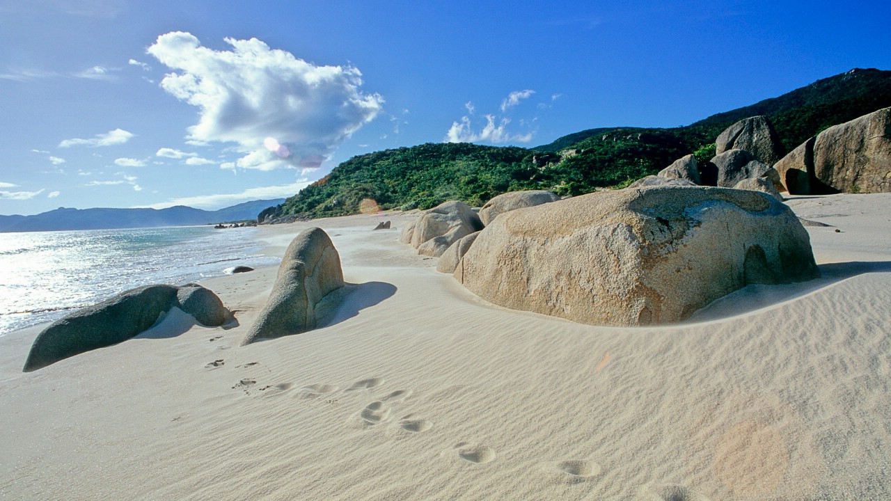 壁纸1280x720Windows 7世界名胜高清壁纸 亚洲篇 中国 三亚亚龙湾海滩 Beach at Yalong Bay in Sanya China壁纸 Windows 7世界名胜高清壁纸亚洲篇壁纸 Windows 7世界名胜高清壁纸亚洲篇图片 Windows 7世界名胜高清壁纸亚洲篇素材 风景壁纸 风景图库 风景图片素材桌面壁纸