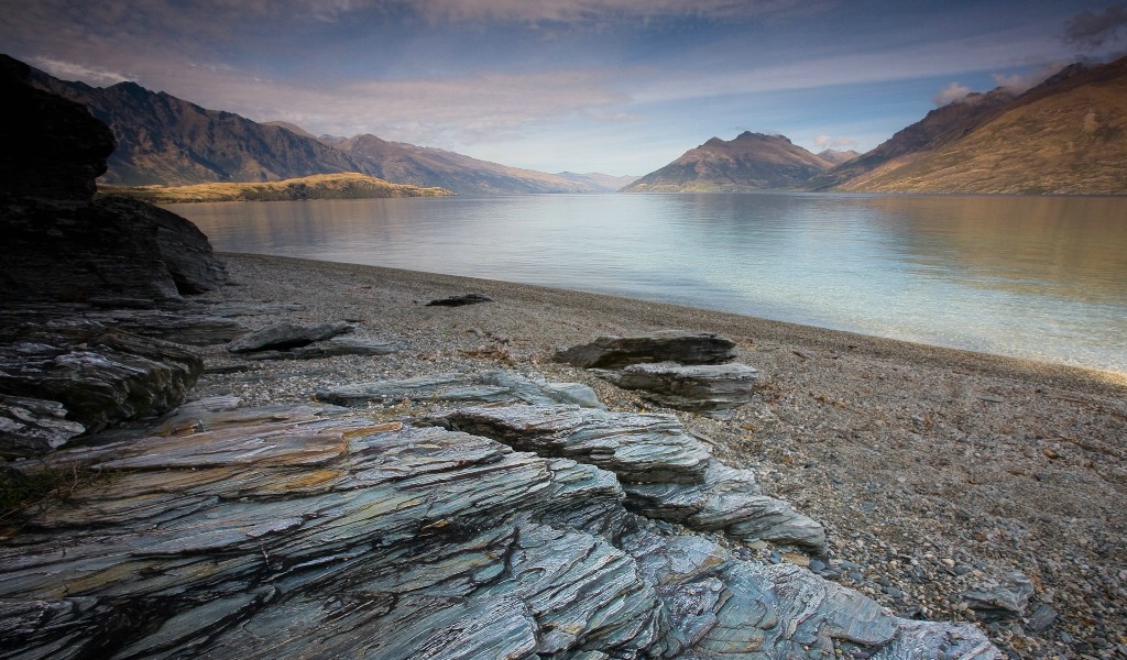 壁纸1024x600 新西兰 岩石纹理 新西兰皇后镇 Rock Textures Queenstown View New Zealand壁纸 新西兰的山水如画壁纸壁纸 新西兰的山水如画壁纸图片 新西兰的山水如画壁纸素材 风景壁纸 风景图库 风景图片素材桌面壁纸