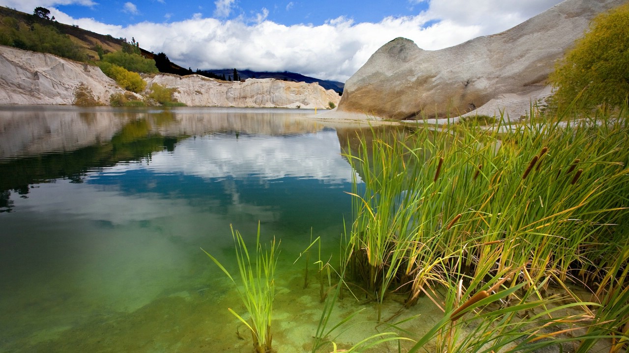 壁纸1280x720 新西兰 山峰上的湖泊 新西兰皇后镇 Queenstown New Zealand壁纸 新西兰的山水如画壁纸壁纸 新西兰的山水如画壁纸图片 新西兰的山水如画壁纸素材 风景壁纸 风景图库 风景图片素材桌面壁纸