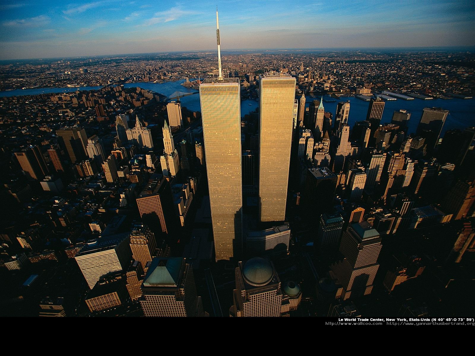 壁纸1600x1200上帝之眼 Yann Arthus Bertrand 扬恩 亚瑟空中摄影奇景壁纸北美篇 鸟瞰美国 已成为历史的纽约世贸中心图片壁纸壁纸 扬恩·亚瑟空中摄影奇景 北美篇壁纸 扬恩·亚瑟空中摄影奇景 北美篇图片 扬恩·亚瑟空中摄影奇景 北美篇素材 风景壁纸 风景图库 风景图片素材桌面壁纸