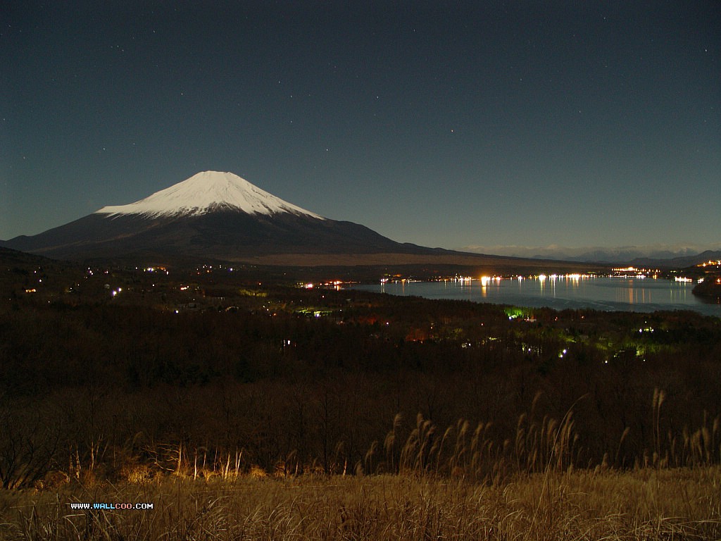 壁纸1024x768 富士山夜景摄影壁纸 Night Scene of Fuji Mountian Japan壁纸 夜色富士山 Fuji Mountian Japan壁纸 夜色富士山 Fuji Mountian Japan图片 夜色富士山 Fuji Mountian Japan素材 风景壁纸 风景图库 风景图片素材桌面壁纸